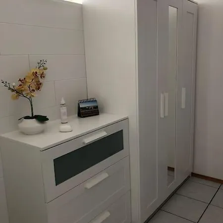 Braun Apartment